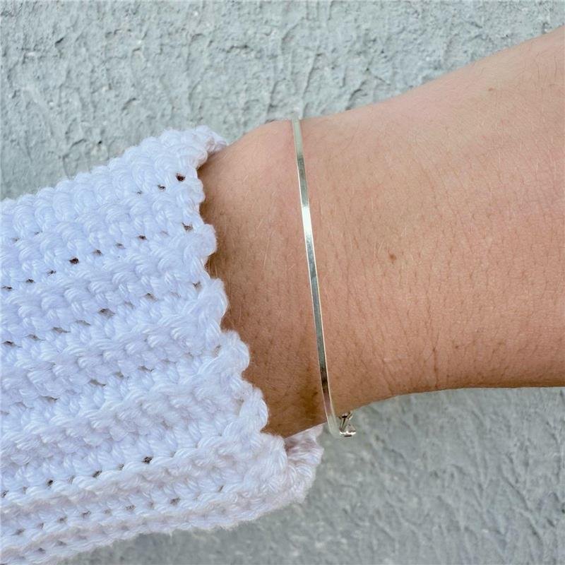 BRACELETE FINO FIO QUADRADO