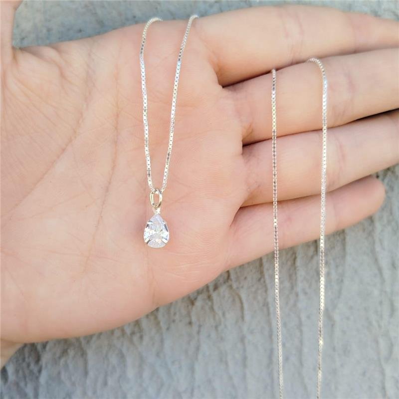 COLAR GOTA CRISTAL