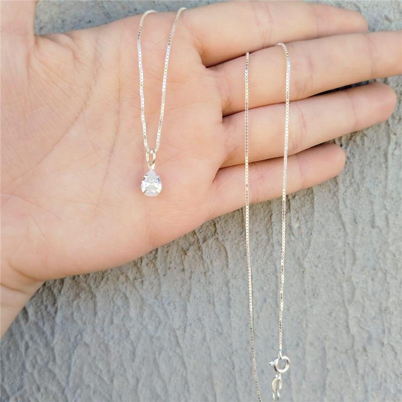 COLAR GOTA CRISTAL