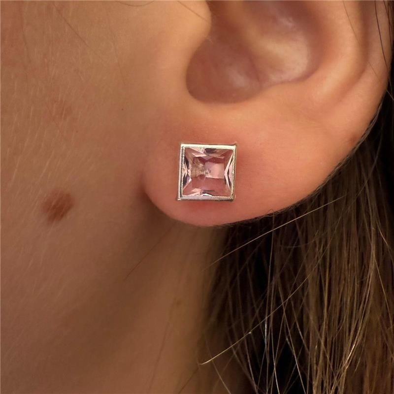 BRINCO QUADRADO ROSA CLARO