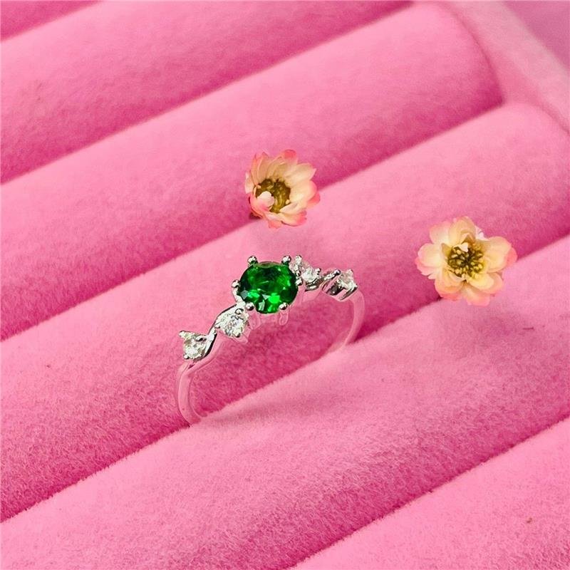 ANEL REDONDO VERDE CRAVEJADO