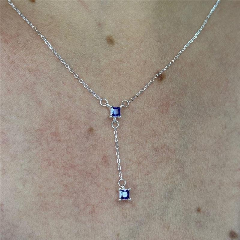 COLAR ROXO PENDURICALHO