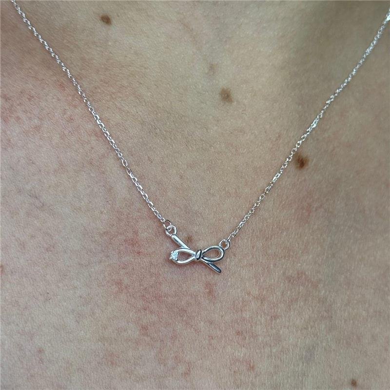 COLAR LAÇO COM PONTO DE LUZ