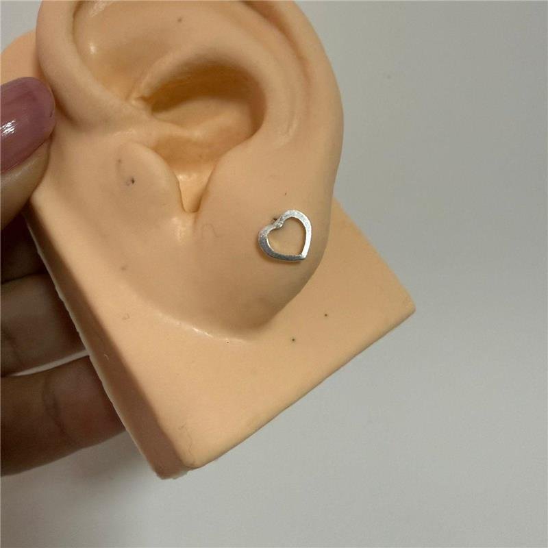 BRINCO CORAÇÃO VAZADO M