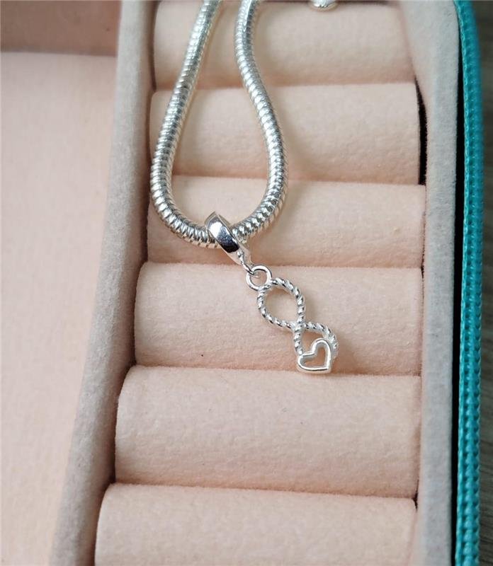 BERLOQUE INFINITO COM CORAÇÃO