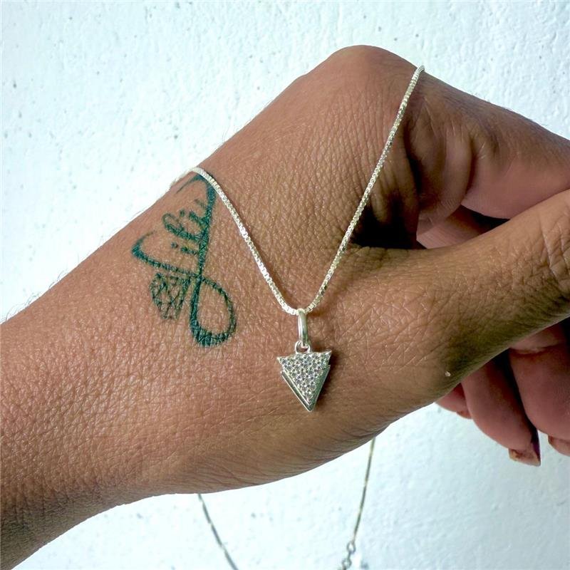 COLAR 2 TRIANGULO CRAVEJADO