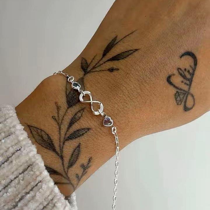 PULSEIRA INFINITO COM CORAÇAO LILAS