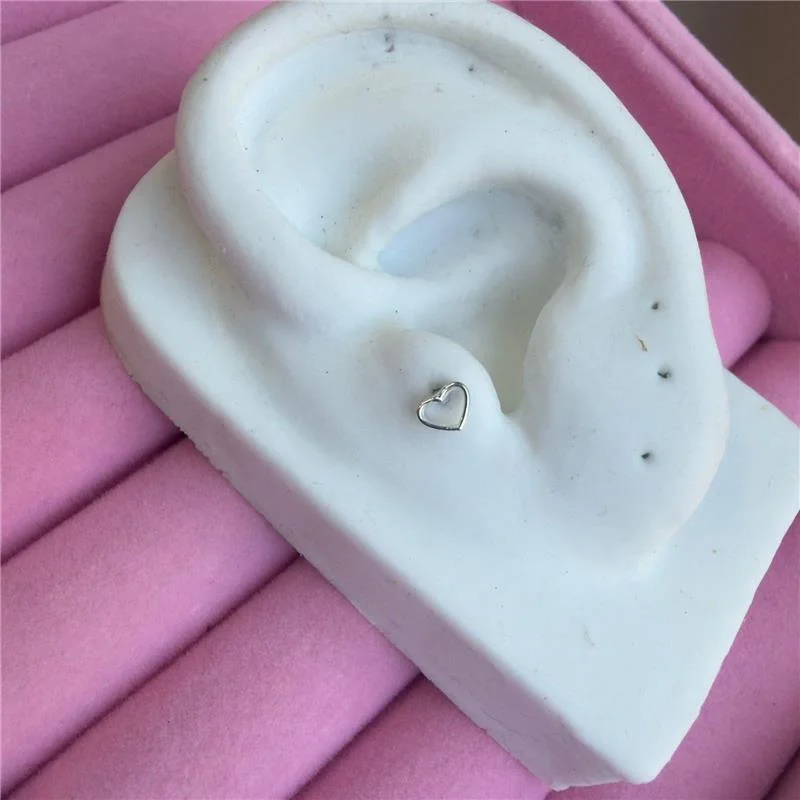 PIERCING CORAÇAO VAZADO