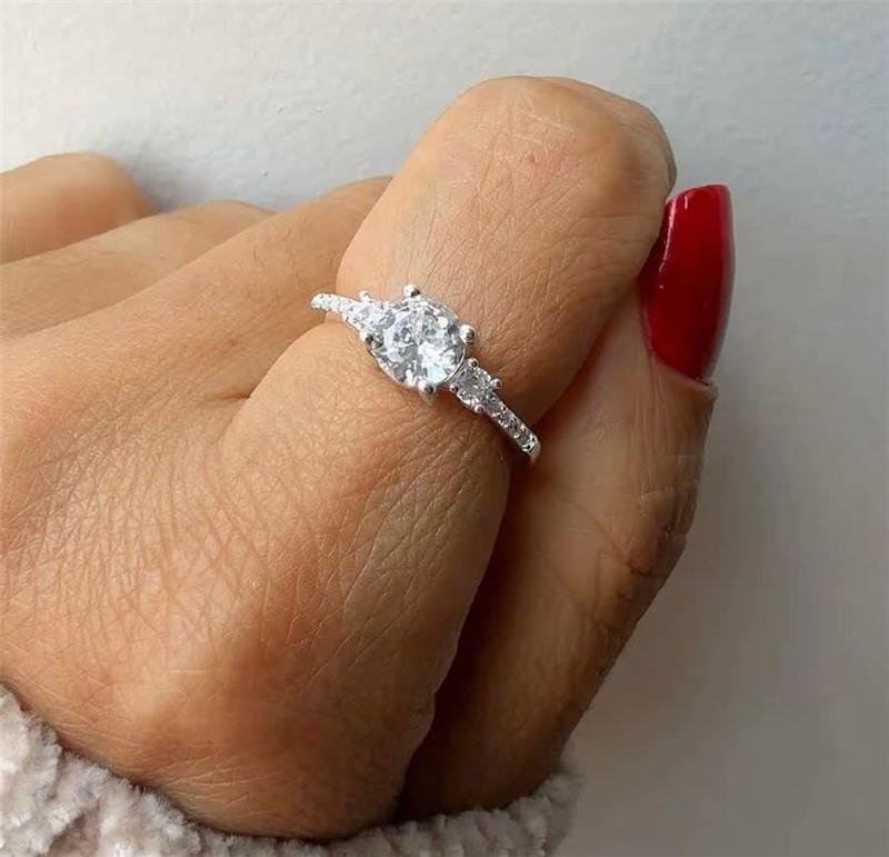 ANEL SOLITARIO BRILHO ENCANTADO